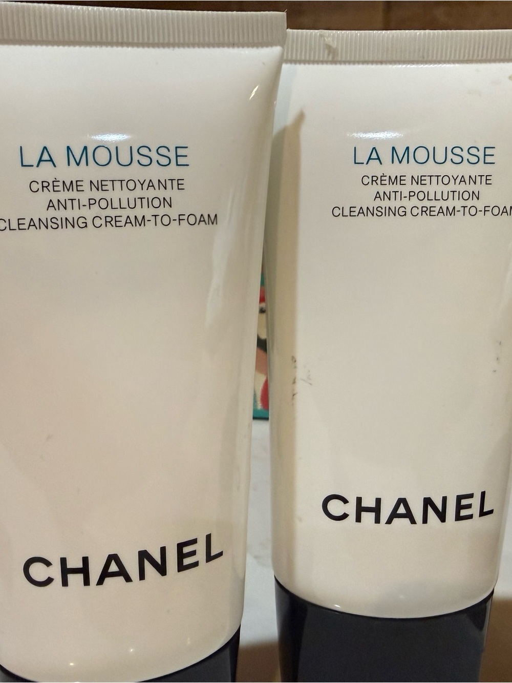 CHANEL La Mousse Cleansing Cream-to-Foam – White & Black